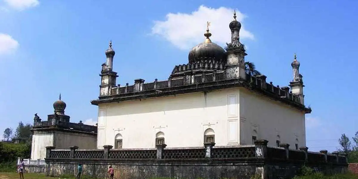 Gaddige Raja's Tomb