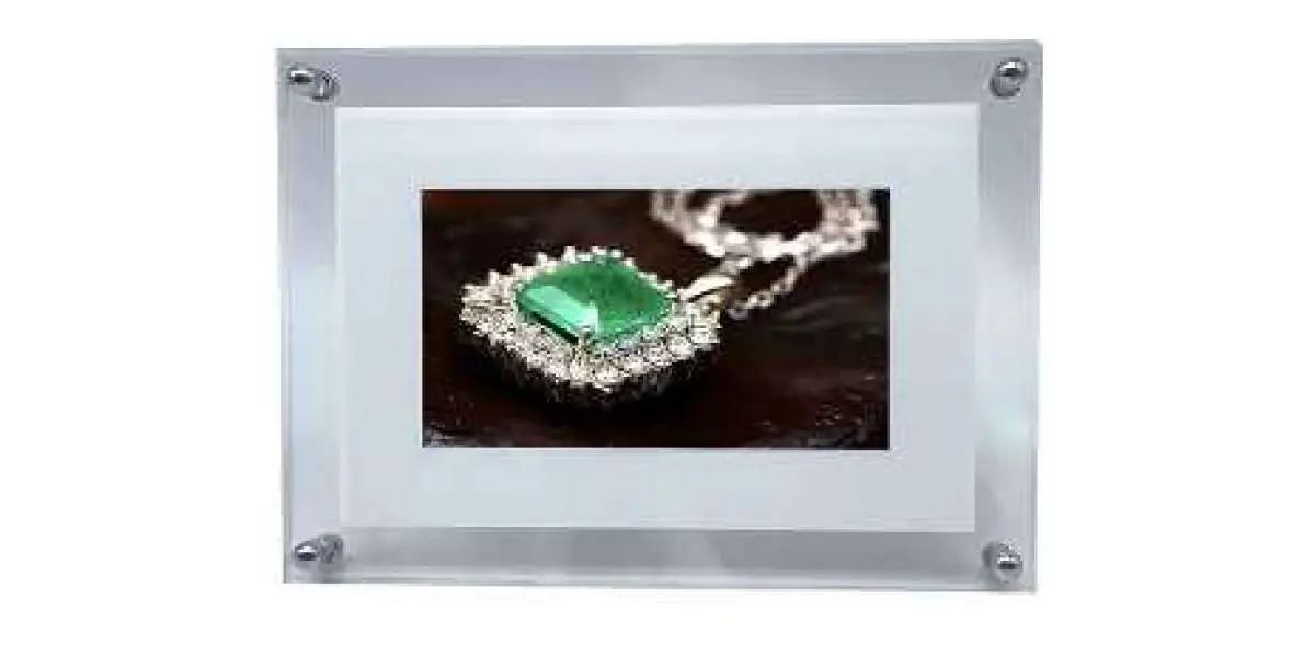 How to use acrylic digital photo frame for marketing and advertising