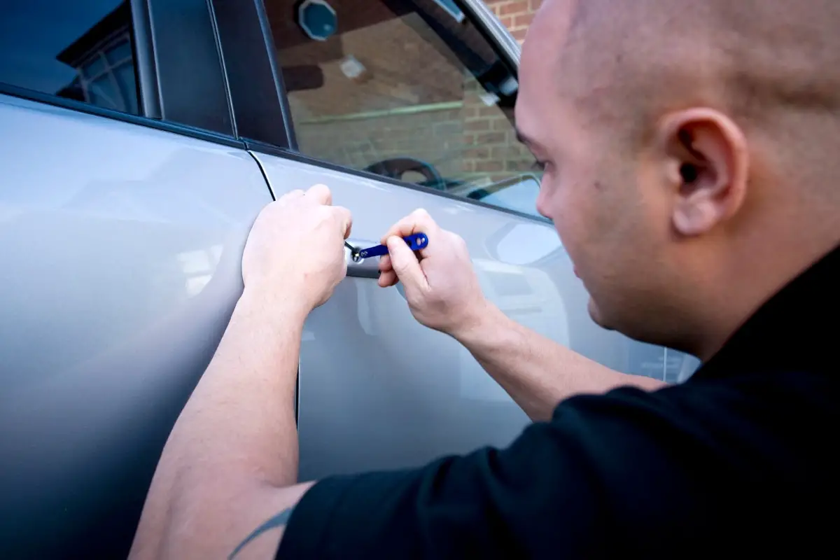 Understanding Car Locksmiths: Their Roles And Services - TIMES OF RISING