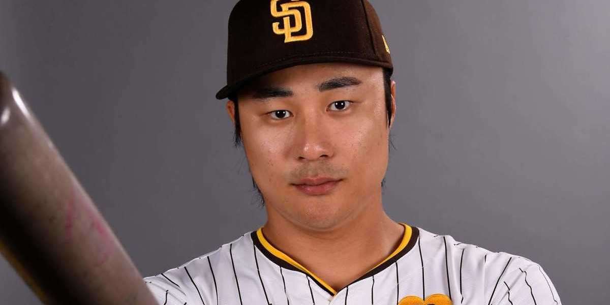 It's off to a good start Ha-seong Kim, 1 hit and 1 walk in his first ML exhibition game