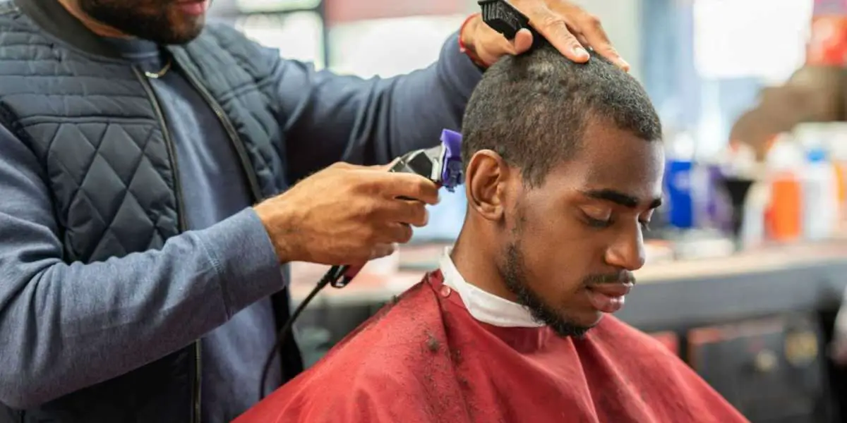 Barber Aubrey: Redefining Style with Precision and Passion