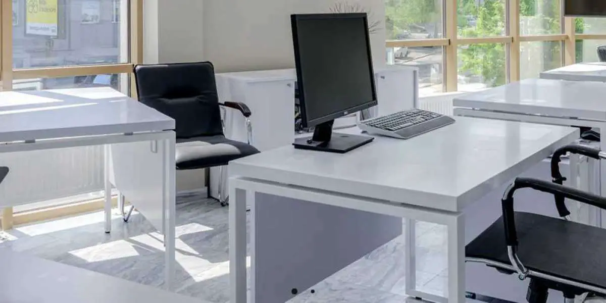 Compact and Versatile Office Furniture Ideas